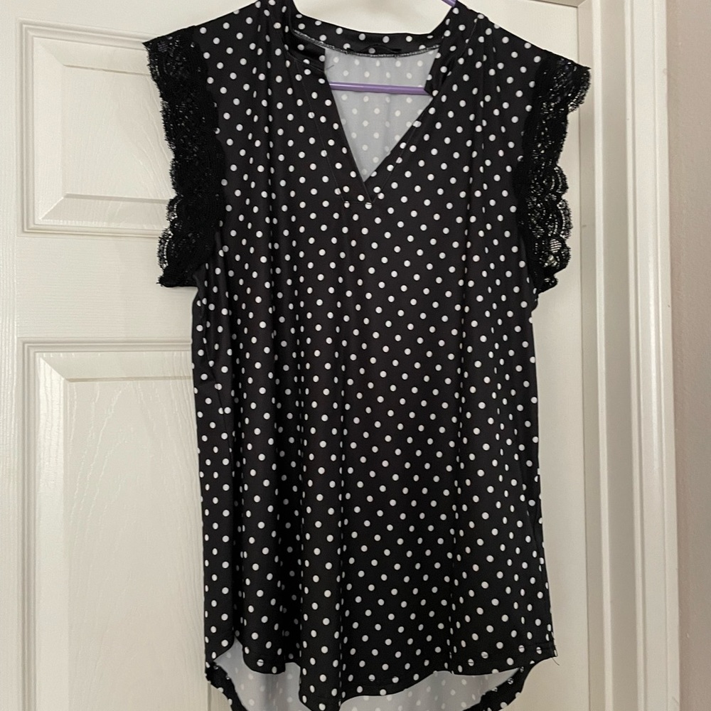 Polka dot sleeveless top